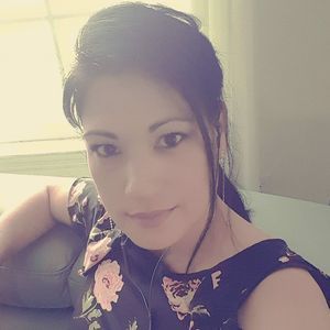 Meet your Posher, Stella